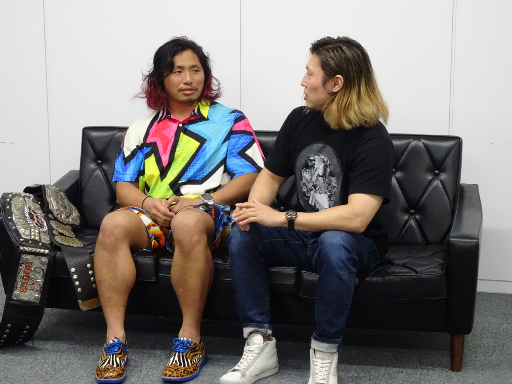 【本日の乱入】平田一喜が高橋ヒロムを襲撃もアイアンマン王座奪回ならず！ 11・12両国決戦のルールは「“楽しもうぜ!!”何が出るかな!?お