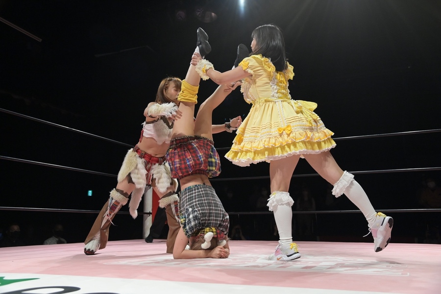 Shoko Nakajima vs. Pom Harajuku vs. Raku TJPW