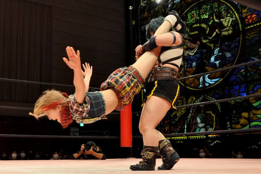 Pom Harajuku vs. Nodoka Tenma TJPW