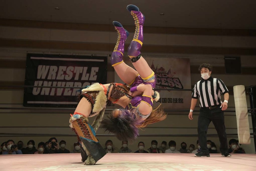 Shoko Nakajima Northern Lights Suplex Arisu Endo