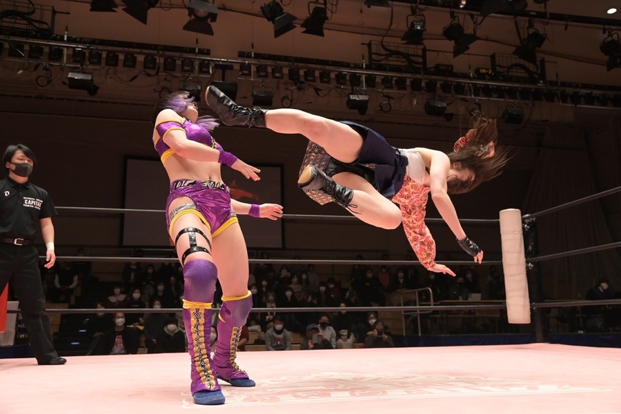 Moka Miyamoto Heel kick Arisu Endo
