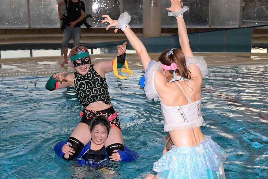 Hyper Misao vs. Mizuki POOL