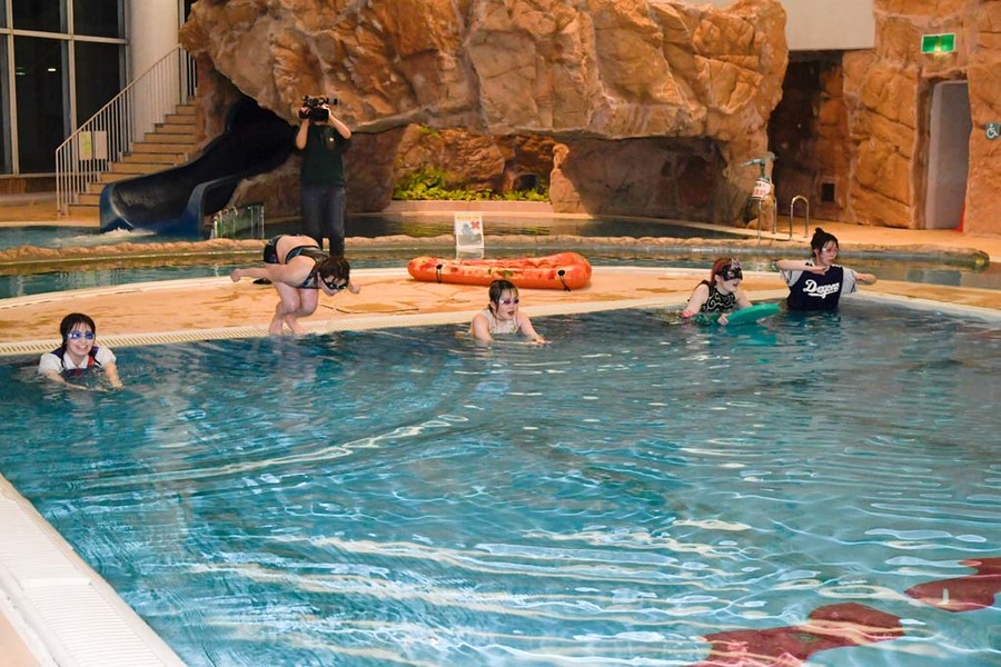 TJPW Swimming race