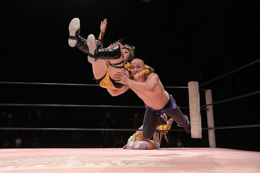 Marika Kobashi bulldog Antonio Honda TJPW