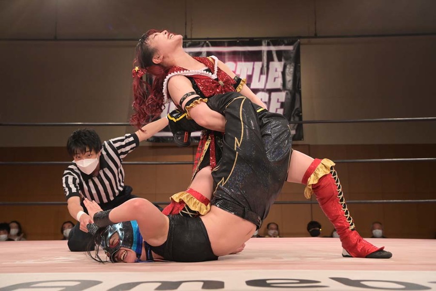 Maki Itoh Itoh Punish Kaya Toribami