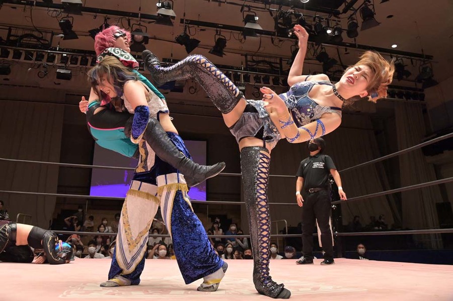 Kamiyu big boot