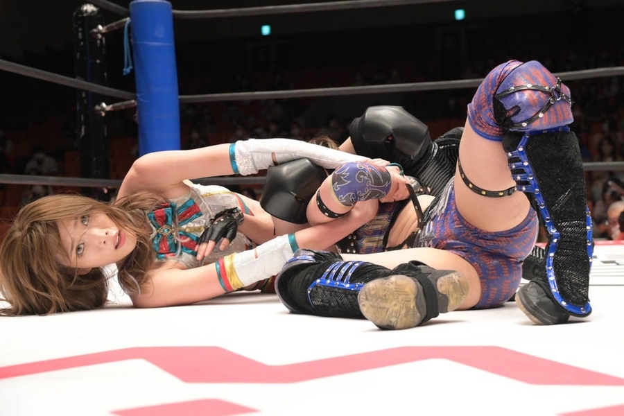 Saki Akai submission