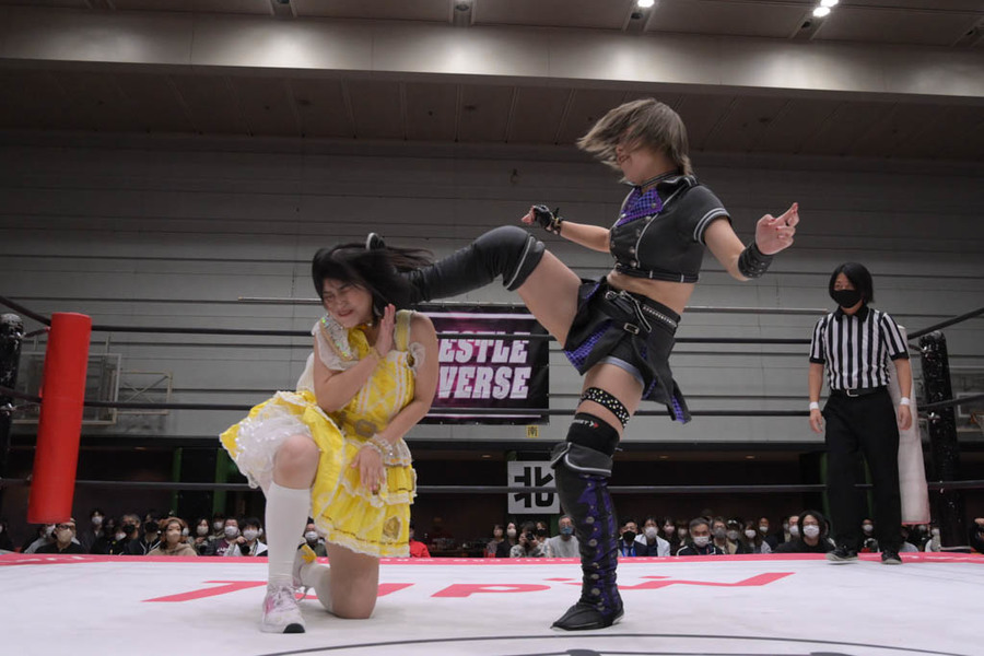 TJPW Nao Kakuta big boots Raku