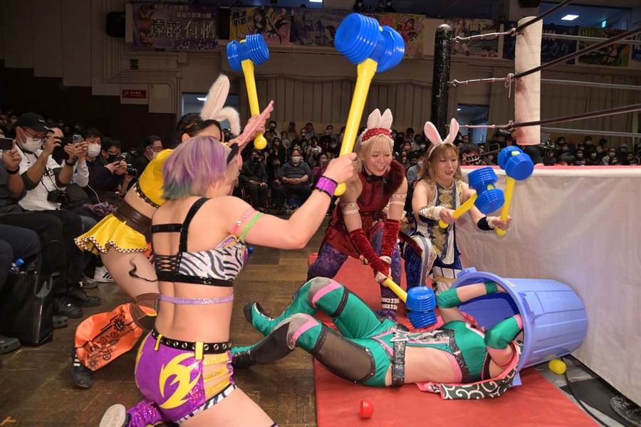 Lumberjack Bunnies TJPW