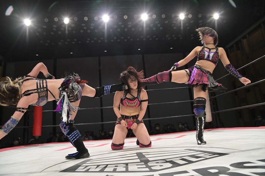 Hikari Noa Nao Kakuta double kick