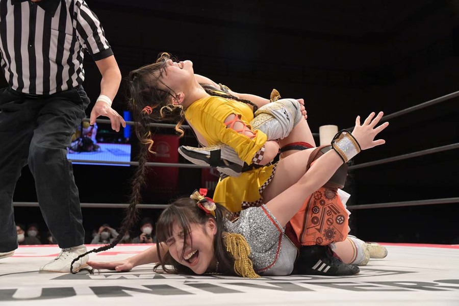 HIMAWARI Single Leg Boston Crab Wakana Uehara
