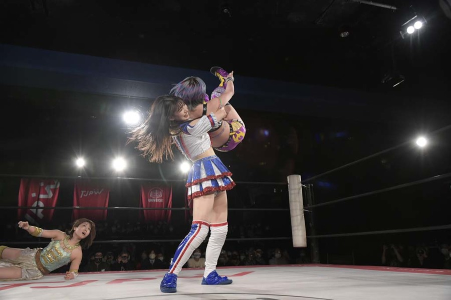 Yuki Arai full nelson slam tjpw