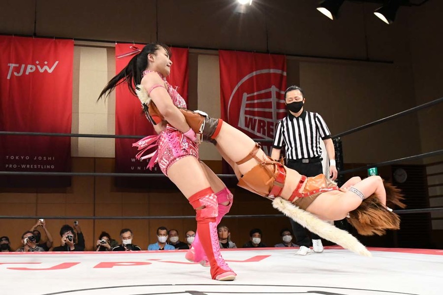 Miu Watanabe Giant Swing Shoko Nakajima TJPW