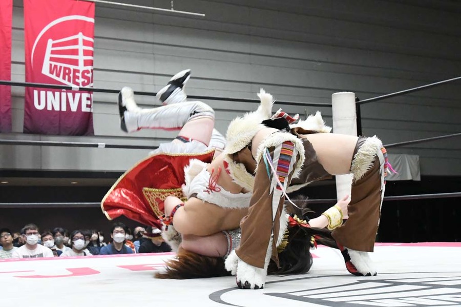 Shoko Nakajima northern lights suplex Wakana