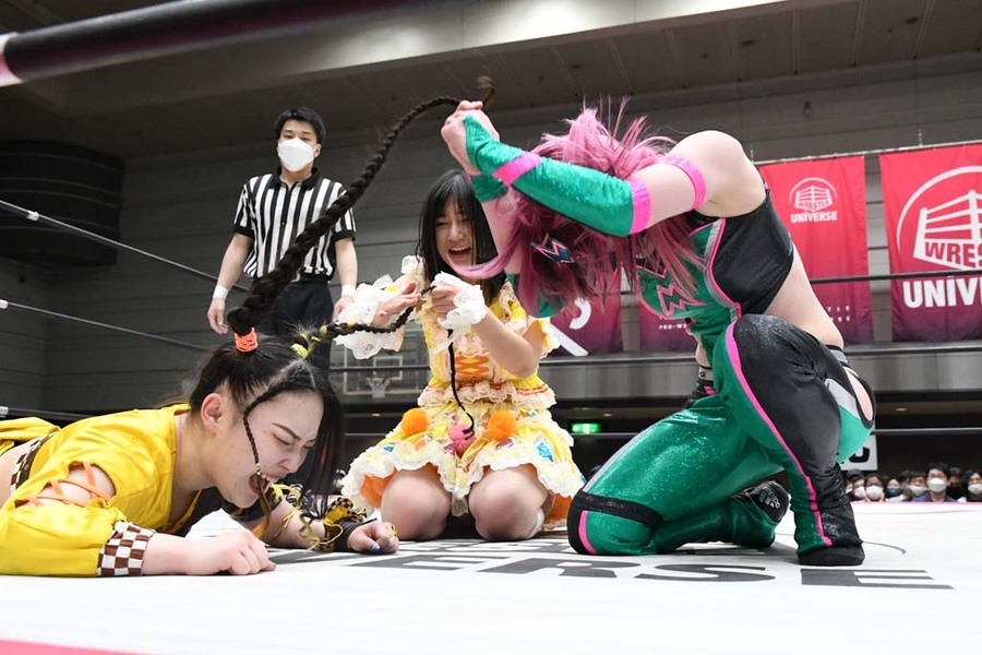 Hyper Misao, Raku hair pulling Himawari