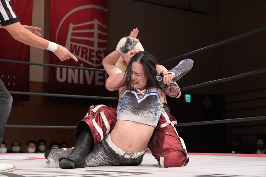 Yuki Aino full nelson