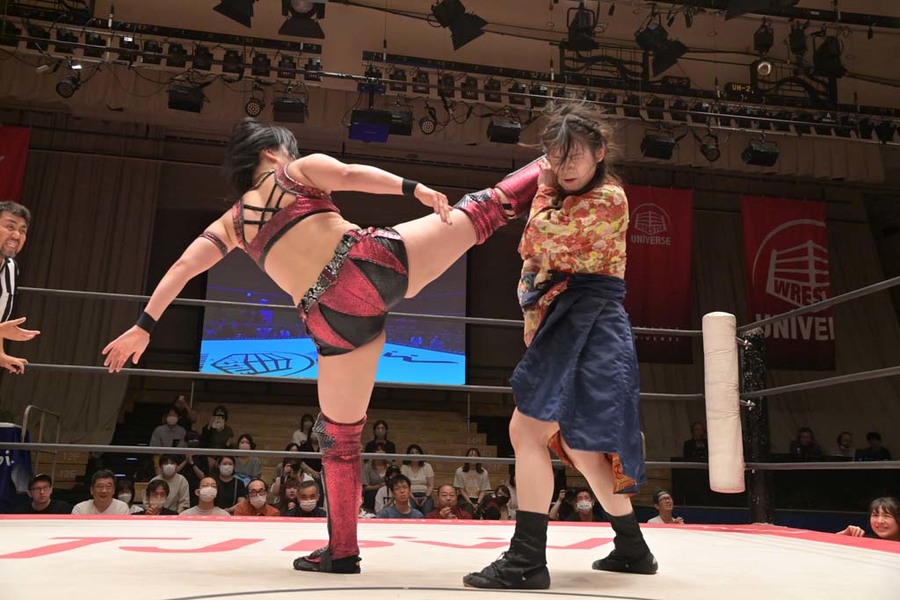 Miyu Yamashita Skull Kick Moka Miyamoto