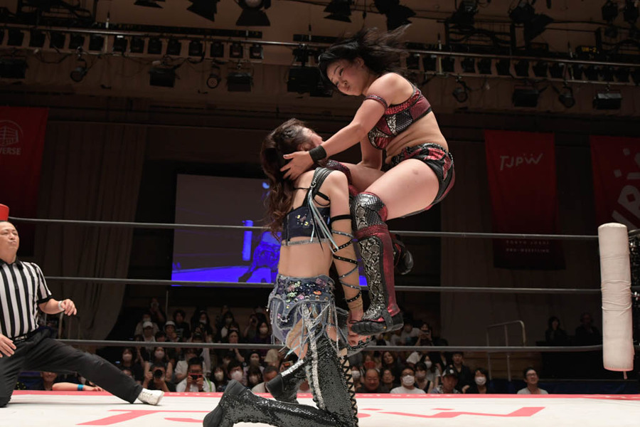 Miyu Yamashita Crash Rabbit Heat